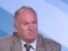 Проф. Чуков: Не можем да говорим за рязка промяна във външнополитическия курс на България, а по-скоро за промяна в подхода
