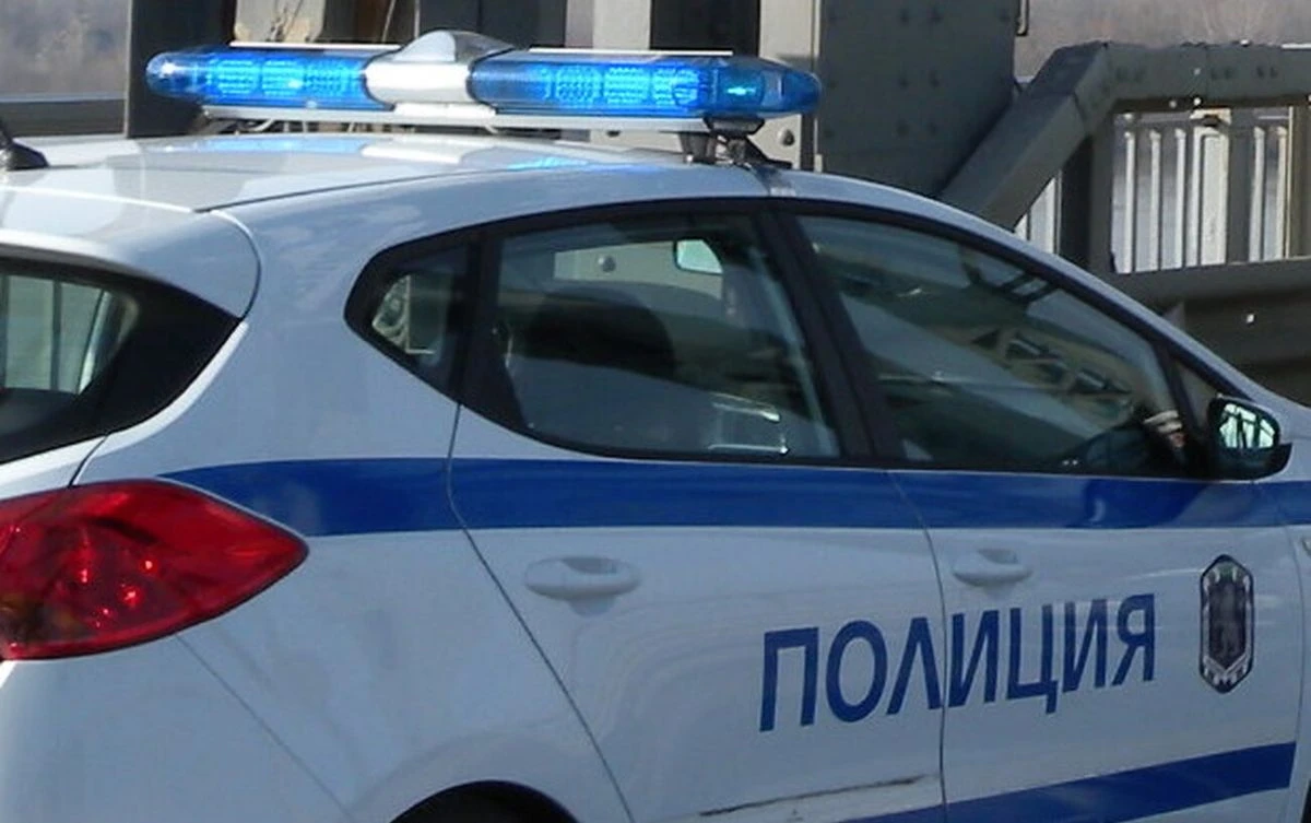 Две разследвания по образувани преписки органите на реда са започнали за държане на наркотични