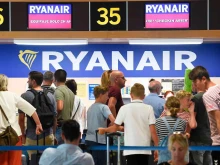 Пътувате в Европа? Ryanair предупреди за огромен хаос и опашки на тези 16 летища
