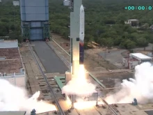 Индия успешно изстреля орбиталната ракета "Викрам-1"