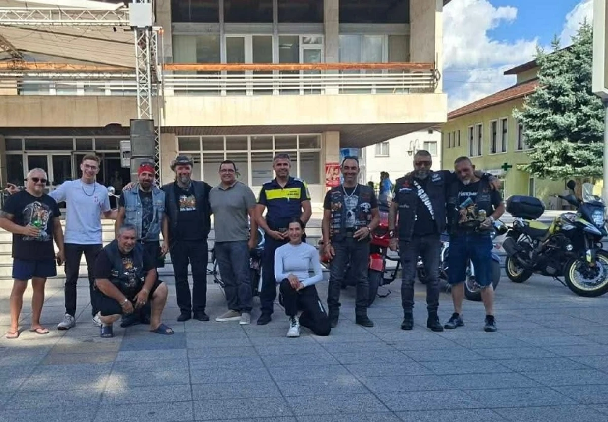 Музика съпричастност и благородна кауза обединиха тази вечер жители и