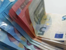 Прокуратурата задържа за 72 часа служителите на НАП, взели подкуп...