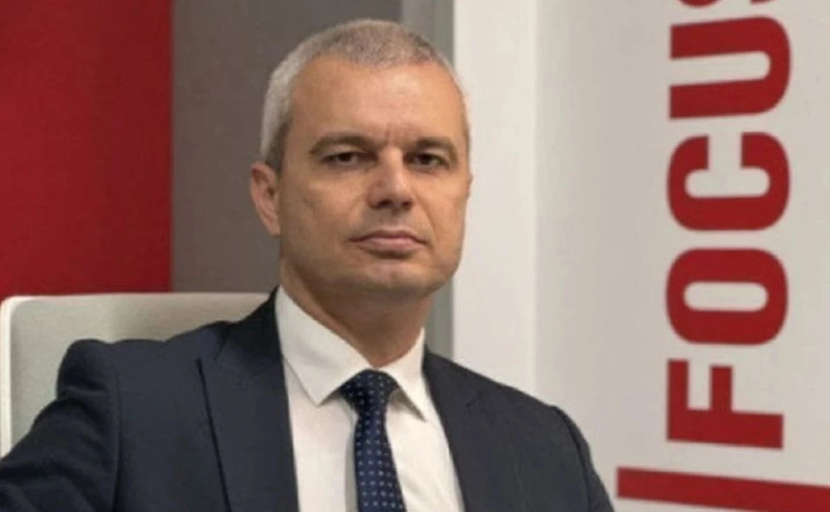 Възраждане поиска оставката на министъра на външните работи В своя