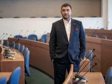 Карлос Контрера дава на прокурор заместник-кмета по транспорт на София за съмнителна обществена поръчка