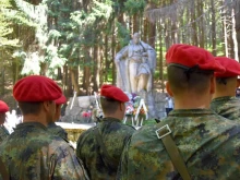 Бузлуджа отново събра България в поклон пред подвига на Хаджи Дим...