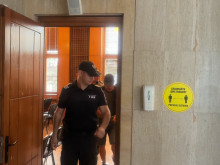 Домашен арест за тираджията, причинил тежката катастрофа на АМ "Т...