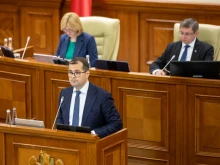 Парламентът на Молдова одобри ново правителство начело с Василе Тофан