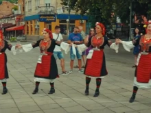 Броени часове до началото на Международения фолклорен фестивал "Сребърна пафта"