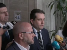 "Демократична България": Кабинетът "Радев" води дълбоко непрозрачна външна политика