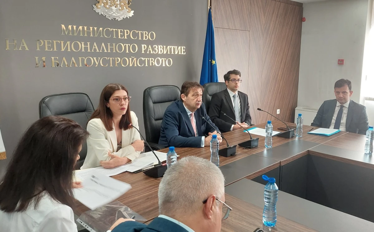 Ще обявим нова процедура за подкрепа на малки и средни