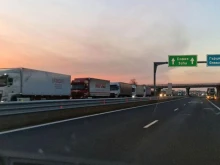 Забраняват движението на камиони над 12 тона по магистралите "Тракия", "Струма" и през Кресненското дефиле