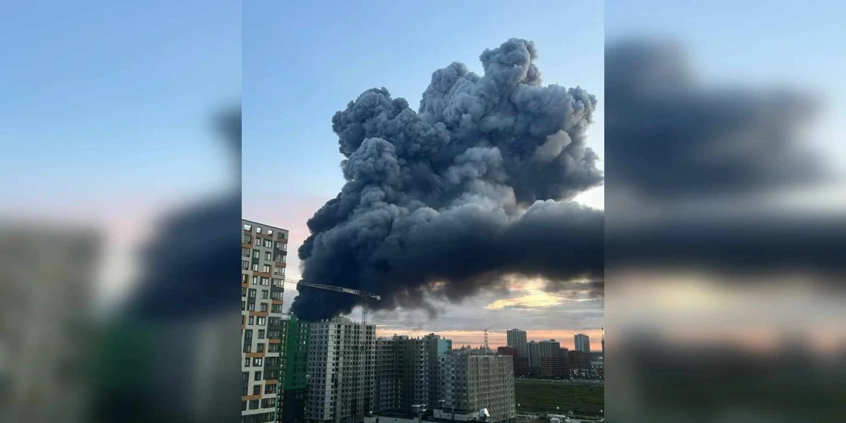 След сутрешна атака с безпилотни летателни апарати в Санкт Петербург