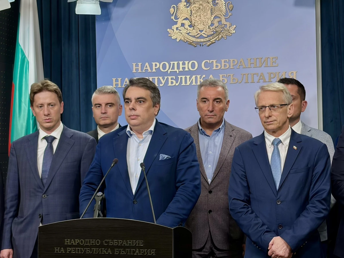 Лидерът на Продължаваме Промяната поиска от президента вето върху държавния