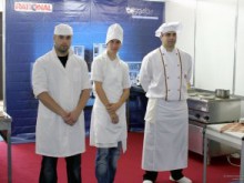 Млади кулинари издирват уникалните рецепти на България