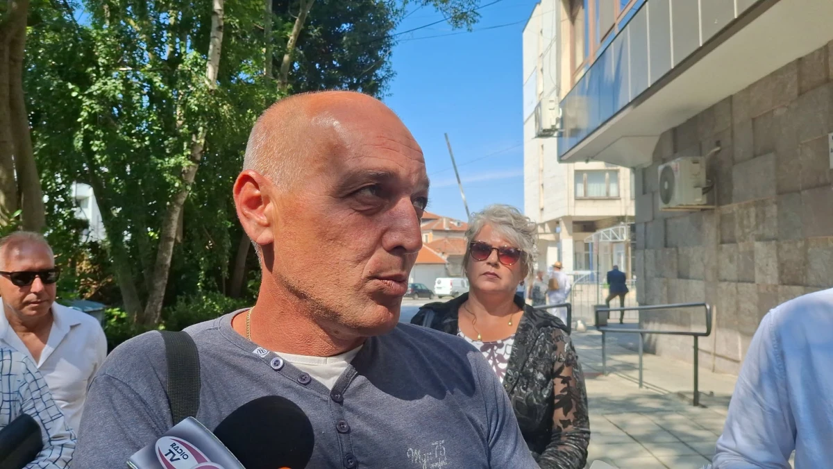 Аз лично се чувствам малко по спокоен министърът на отбраната
