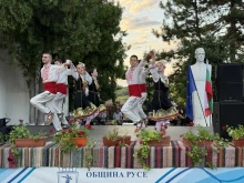 Съборът в Хотанца обедини поколения жители в празник на традициите и фолклора