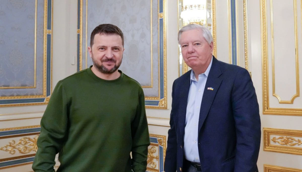 Всички 100 сенатори са поканени на среща с украинския президент