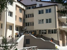 Новата сграда на Дома за стари хора в Смолян е готова, местят потребителите от Фатово през септември