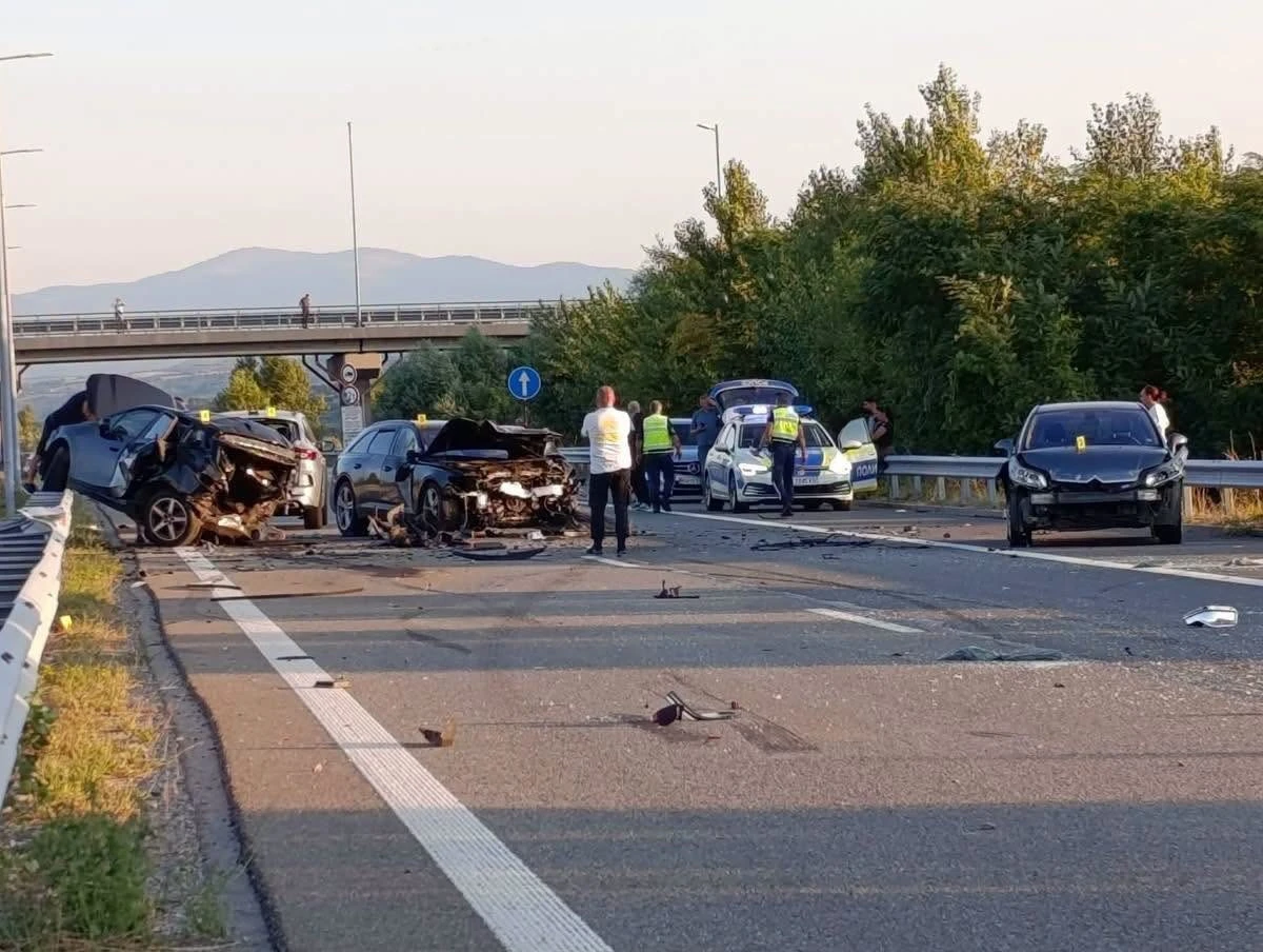 Четирима остават в болница след тежката катастрофа край Бобошево