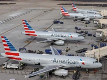 Технически проблем приземи стотици самолети на American Airlines
