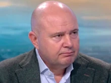 Димитър Хаджидимитров: По-малка е вероятността да бъде затворен и протокът Баб ел-Мандеб