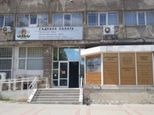 Съдът във Варна налага условна присъда на 21-годишен младеж, откр...