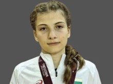Българка финишира 5-а на Световното по борба за кадетки в Баку