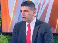 Ивайло Мирчев предупреди: Ако управляващите продължават както досега, наесен ги чакат протести
