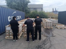 След съвместна акция на Агенция "Митници" и Европрокуратурата: Задържаха контейнери със стоки за над 2 млн. долара