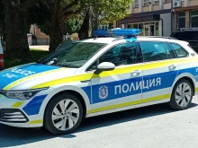Мобилни екипи на полицията продължават срещите с жителите на малките наслени места в Смолянско през август