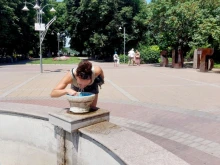 Опасните горещини продължават, жълт код в почти цялата страна и утре