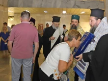 Патриарх Даниил благослови медици и пациенти във ВМА, генерал Мутафчийски го приветства