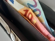 Икономисти: През 2026 г. изкарвате само 25% от бюджета си сами. О...