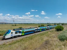 Първите 12 нови електрически влака за България са готови, 10 вече са у нас