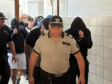 След акцията срещу производството на фентанил: Седем от обвиняемите пристигнаха с охрана в Окръжен съд – Русе