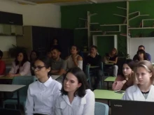 Уроци за ценности или религия? ПП предложеха алтернативен учебен предмет