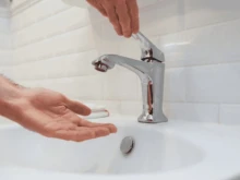 Обявиха къде спират водата в столицата утре