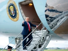 The Washington Post: Доналд Тръмп е бил тайно изведен от Турция с военен самолет след срещата на НАТО заради заплахите от Иран