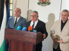 Не се знае чия е пречиствателната станция, замърсила плажа в Свети Влас