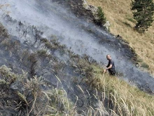 Доугасяват се пожарите в Рила и Бобошево