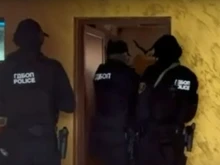 ГДБОП с акция срещу лихварски групи в Ботевградско, трима са задържани 