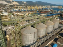 Reuters: Главният нефтен терминал за износ на петрол от Русия към Черно море преустанови работа след атака с дронове
