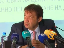 Министър Шишков е сезирал прокуратурата във връзка с неизгодни договори на "ВиК Енерджи Груп"