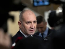 Секретарят на НАТО увери Радев в готовност за защита