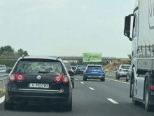 Натоварено движение по пътните артерии в страната отчете BG Toll
