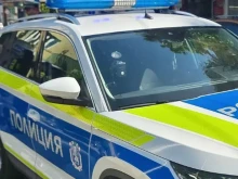 Кървав скандал в Перник: Младеж наряза мъж с мачете, за да защити баща си