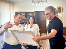 Кметът на Русе се срещна с журито на Международния конкурс за млади оперни певци – тенори "Гласът на Камен"
