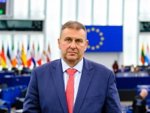 Евродепутатът Емил Радев: 50,6% от възрастните в ЕС са с наднормено тегло