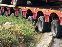 Правят втори опит да изтеглят заклещилия се автовоз в Русе