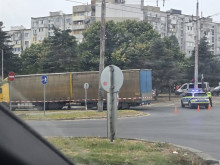 Жена загина на място във Варна, блъсната от товарен камион